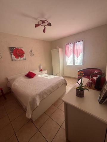Chambre D Hotes En Provence, Au Pied Du Luberon, Les Coquelicots La Tour-d'Aigues ภายนอก รูปภาพ
